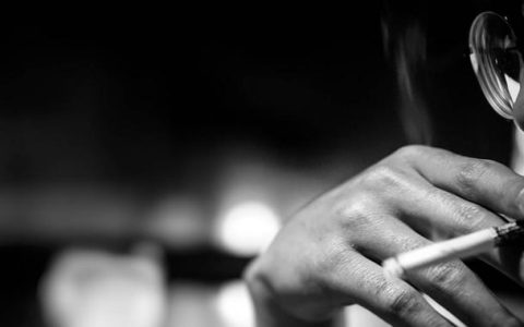 【科普】“二手烟”、“三手烟”的危害究竟有多大？